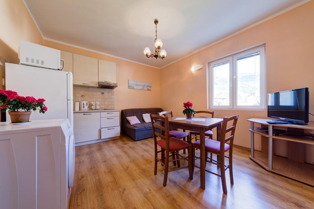 Apartments Pelle Тиват Экстерьер фото